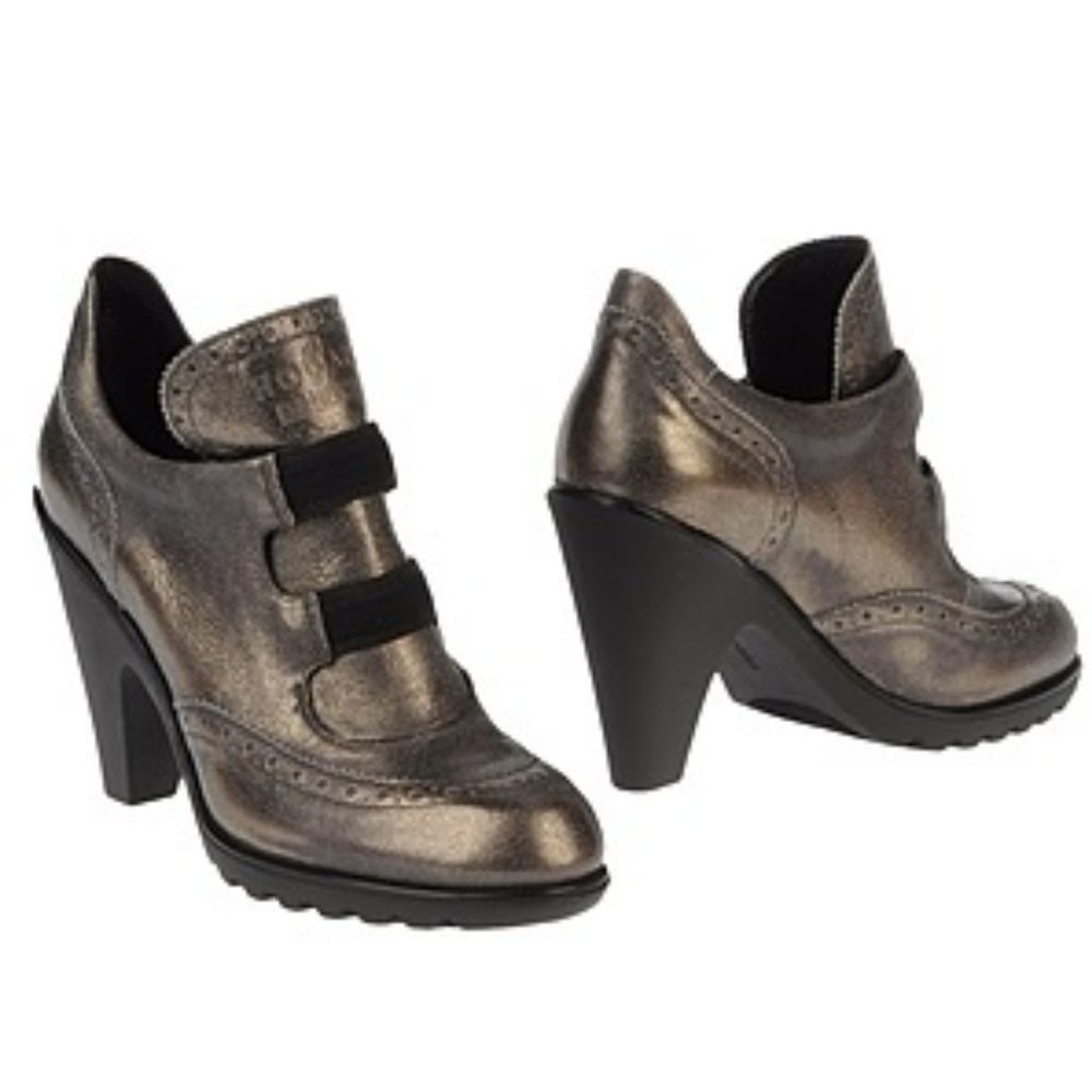 NWT $320 HOGAN by Karl Lagerfeld distressed leather boots. IT 40‎ US 9